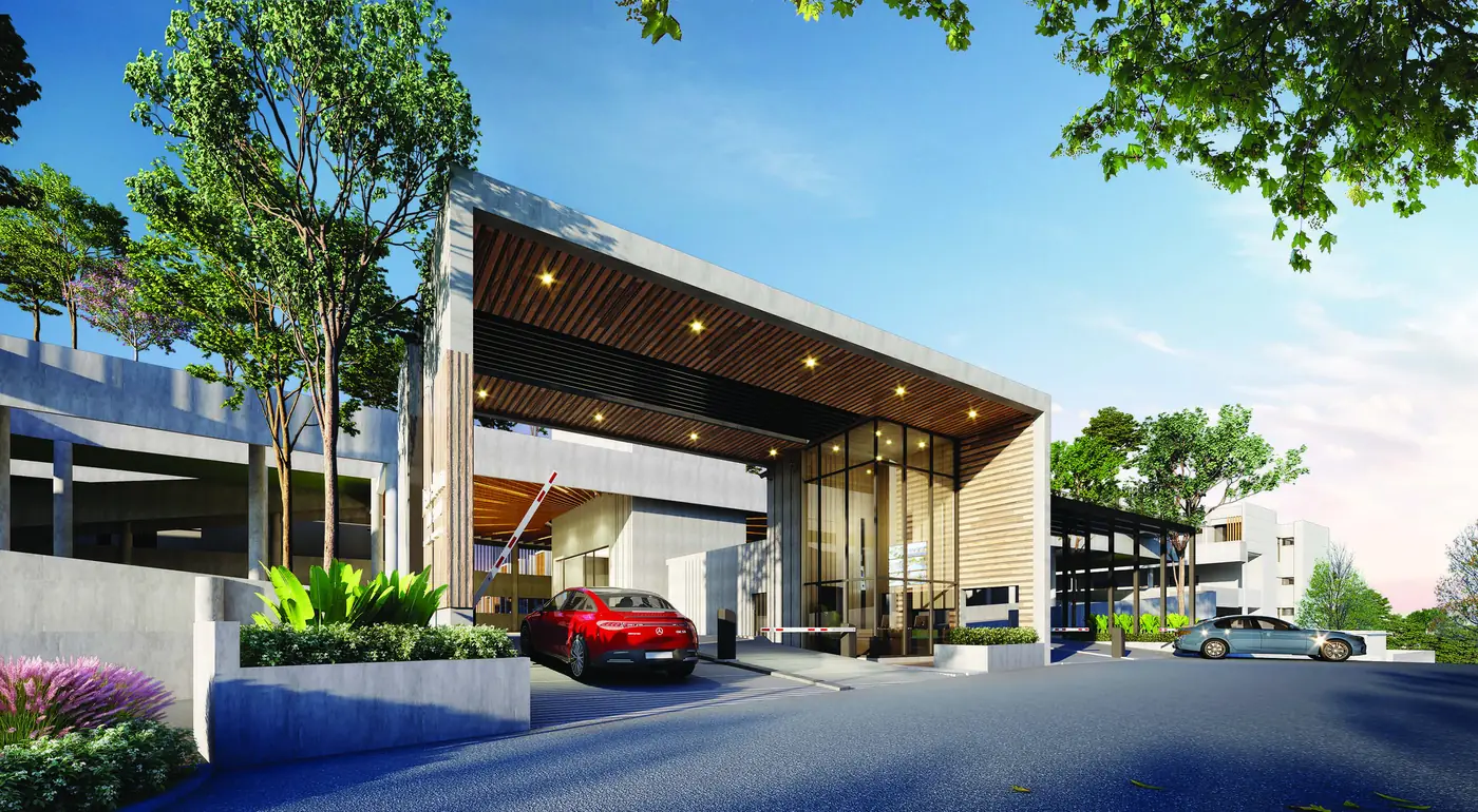 Gerbang dan pos jaga Jesselton Courtyard dengan kanopi kayu